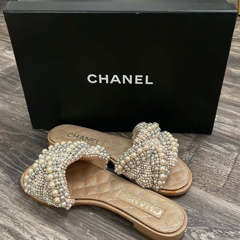 Chanel mule ivory sandals